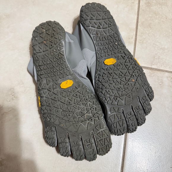 Vibram Five Fingers V-Alpha Women's Gray Purple Barefoot Shoes 37 - Picture 6 of 6